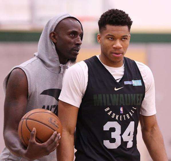 选手的是如 选手的是如