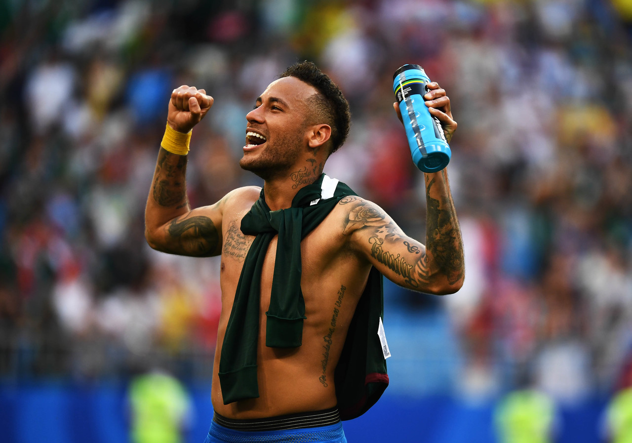 用牌河定风 用牌河定风