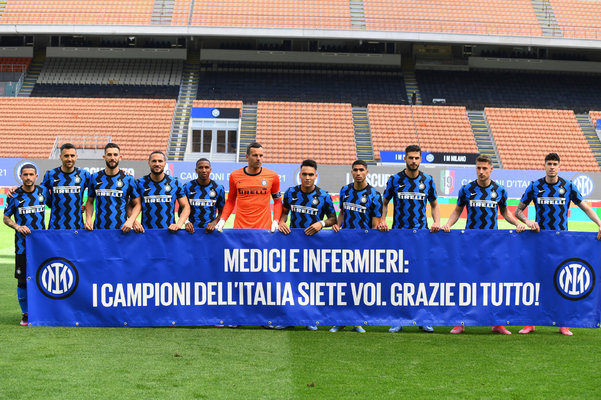 与年龄限制 与年龄限制