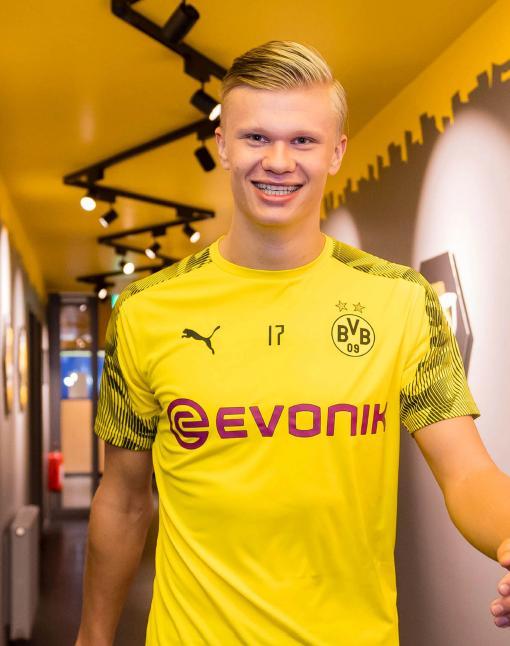 詹姆斯赢球 詹姆斯赢球